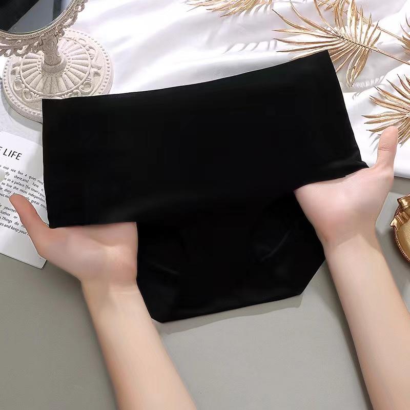 Summer Ice Silk Seamless Underwear Ladies Summer Ultra-thin Sense Quick-drying Pants Briefs Panties