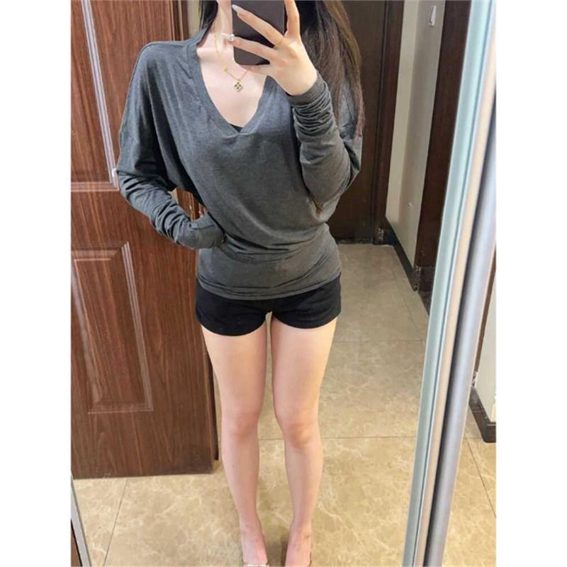 

Женский кардиган Kumikumi с V-образным вырезом и длинными рукавами для ранней осени Medium серый