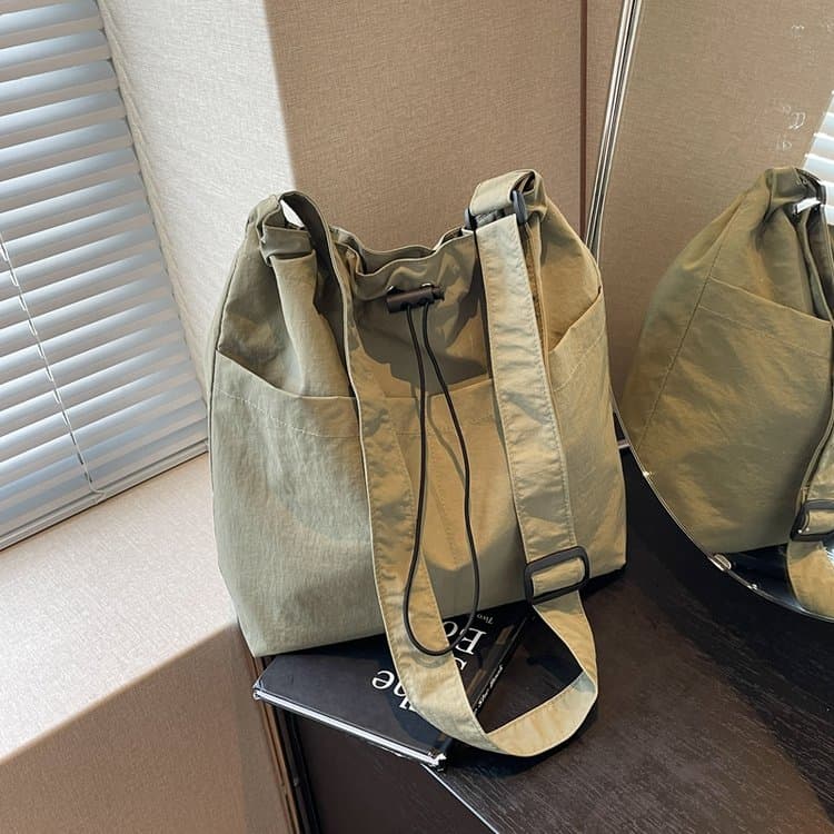Sac fourre-tout en nylon à cordon de serrage grande capacité sac à bandoulière pour femme