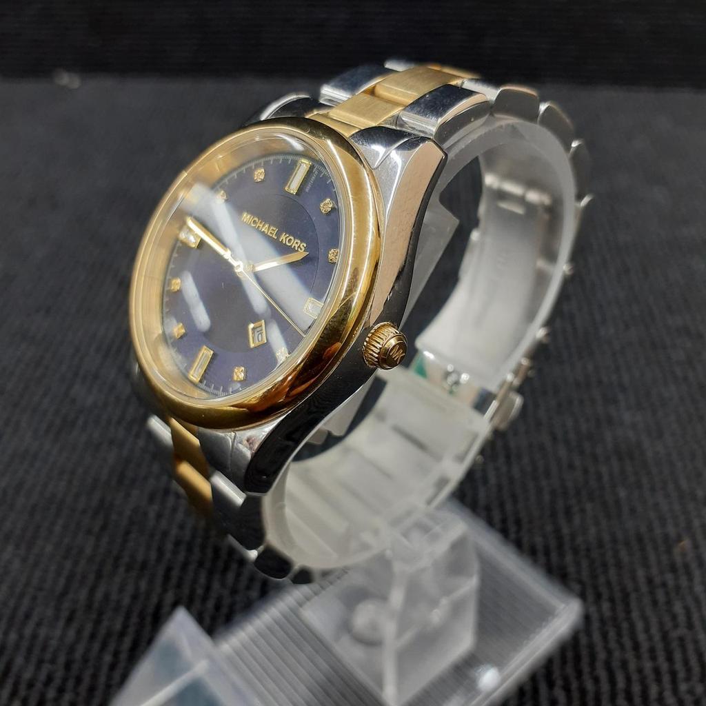 Used MICHAEL KORS MK-6337 quartz watch