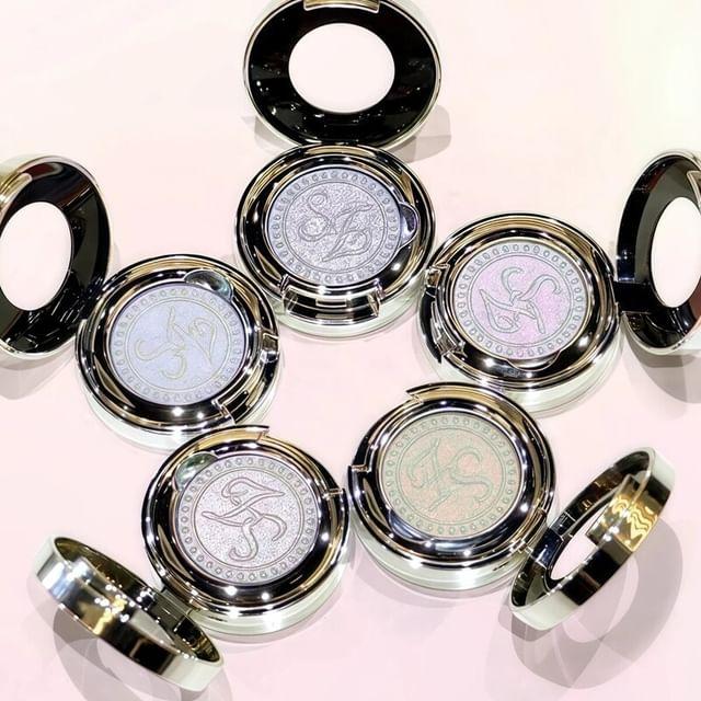 SheenEffect - Magical Chameleon Single Eyeshadow - 8 Colors #03 Peach Pink - 1.8g