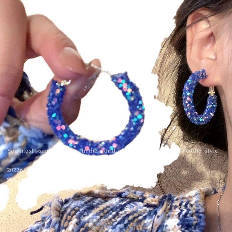 Colorful Rhinestone Temperament Earrings: Exquisite Ear Hoops for Women