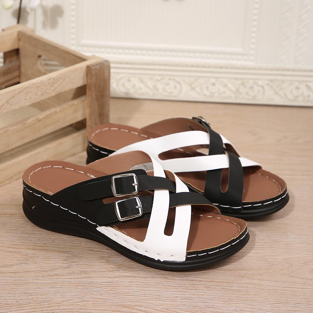 Foreign trade large size women's shoes slope heel slippers women's thick sole heightening outer wear sandals color matching new beach shoes sandals