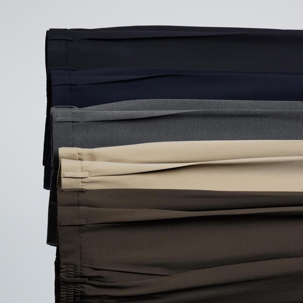 Uniqlo Japan Tuck Wide Pants  Standard Length 70 76cm 