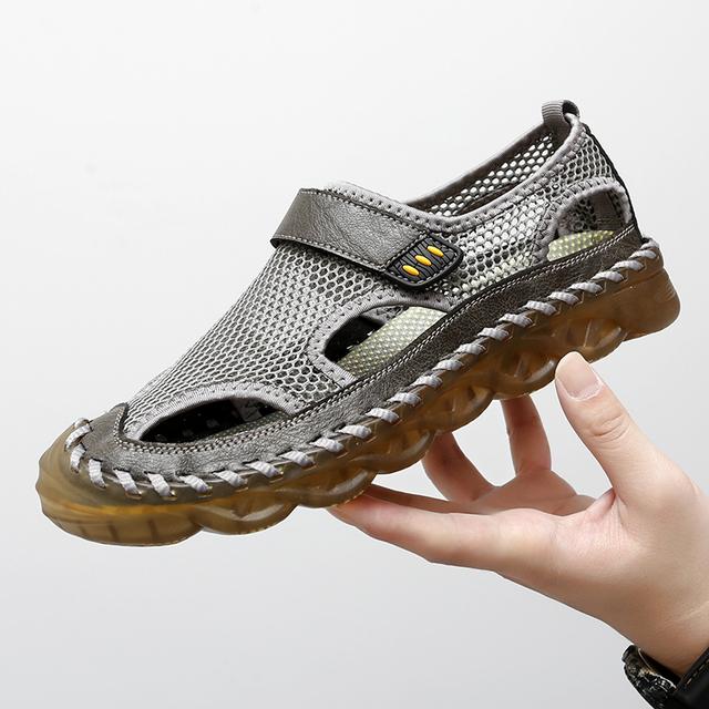 

Кожаная модная прогулочная обувь, мужские элитные брендовые дышащие роскошные сандалии, универсальные мужские уличные лоферы, новые пляжные мужские сандалии 47 серый
