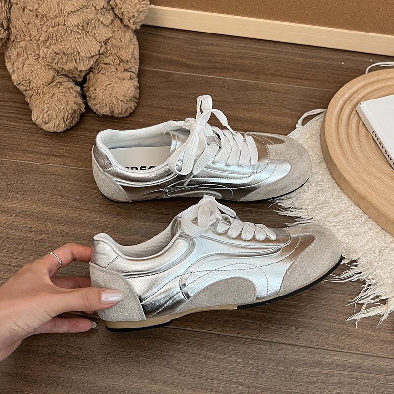 Leather high-heeled retro color matching German training shoes 2025 new flat-bottomed inner height-increasing Forrest Gump sports and leisure sh