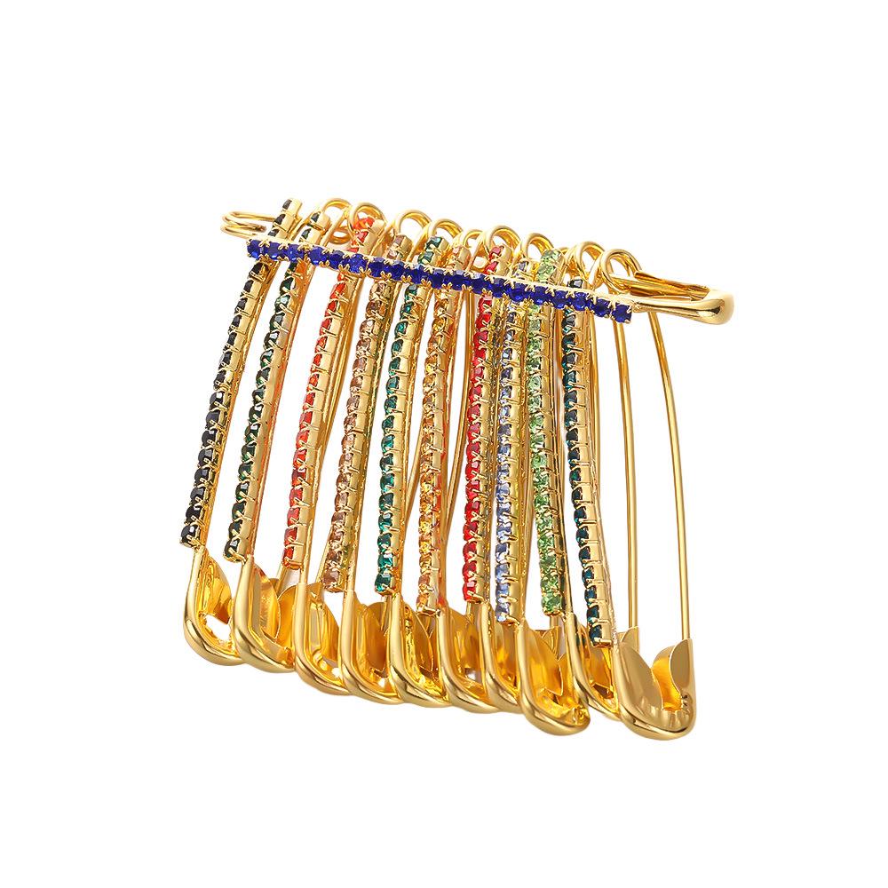 Vibrant Waist-Hugging Pin: Adjustable Jeans Waistline Alteration & Decorative Brooch