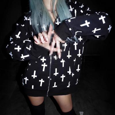Top – Hoodies & Sweatshirts