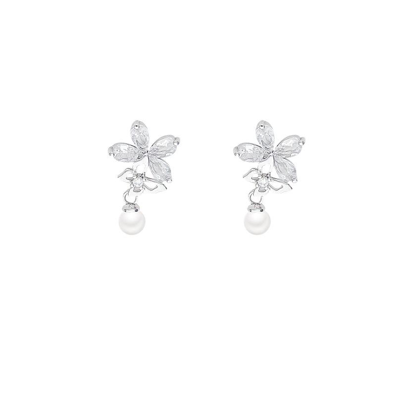 Sterling silver needle high-end earrings, new diamond-set earrings, cold flower imitation pearl stud earrings