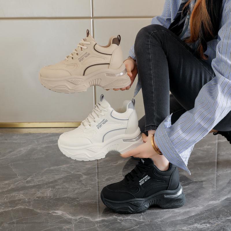 Plattform-Dad-Schuhe Herbst Neu Kleine Innen-Absatzerhöhung Rutschfest Lässige Sportschuhe