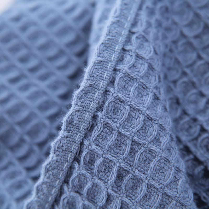 G5Z Pure Cotton Waffle Weave Blanket – Comfortable & Breathable Honeycomb Design for Sofa or Office Use.