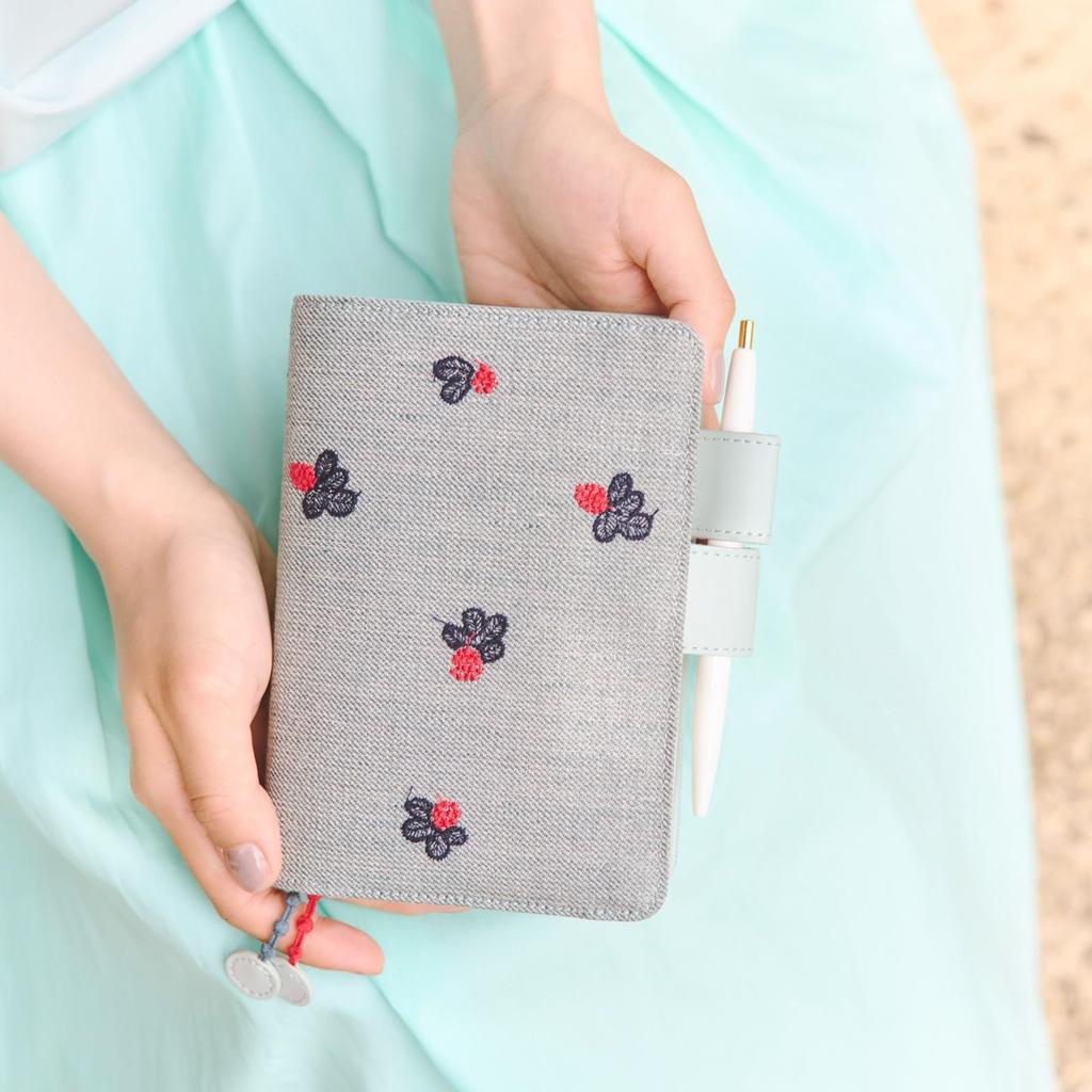 Hobonichi Techo Original Size Notebook Cover Mina Berry (A6) Perhonen/light (green)