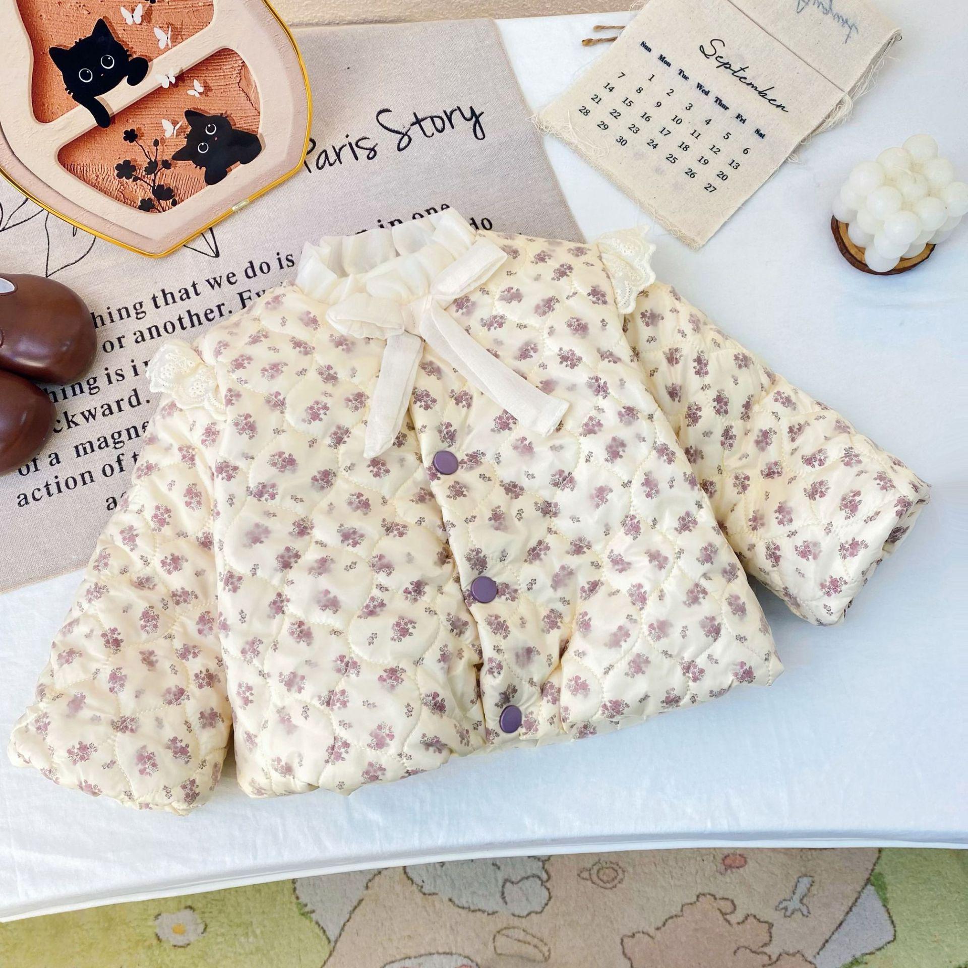 

Зимнее хлопковое пальто для девочки с цветочной кружевной отделкой, 2025 120