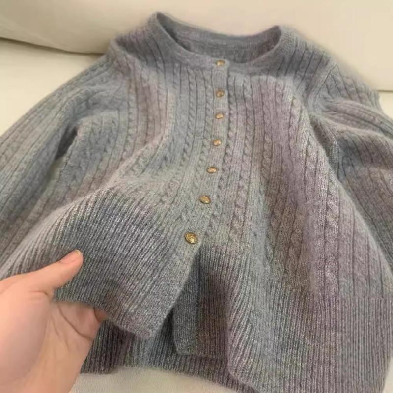 100% Wool Cable Knit Round Neck Cardigan Women Loose Fit Casual Elegant Winter Outerwear