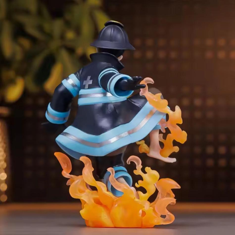 Anime Shinra Kusakabe Figur Szene Fire Force Spezialeffekt Blut Desktop-Puppe Actionfigur Sammlung Geschenke