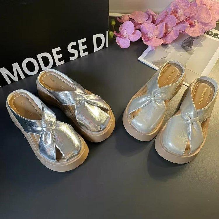 Versatile casual soft-soled non-slip bag head slippers 2025 summer new fashion outer wear platform women Mary Jane shoes