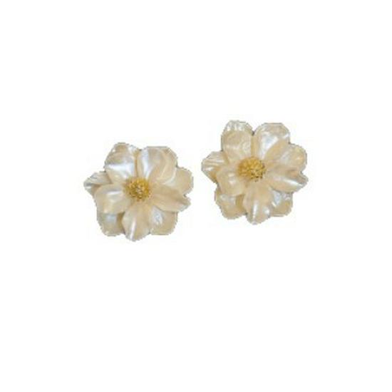Elegant French Retro Flower Earrings: Luxurious Literary Studs