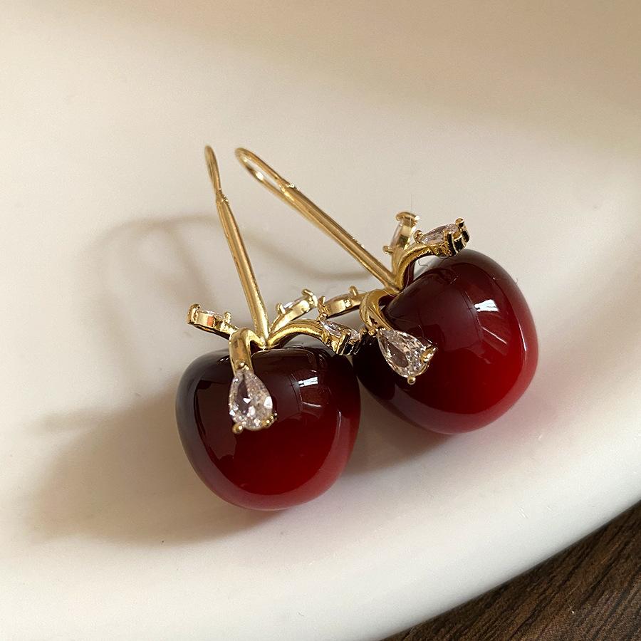 

Zircon Resin Cherry Pendant Ear Hook Autumn and Winter Niche Design Fashion Versatile Earrings Light Luxury Premium Earrings