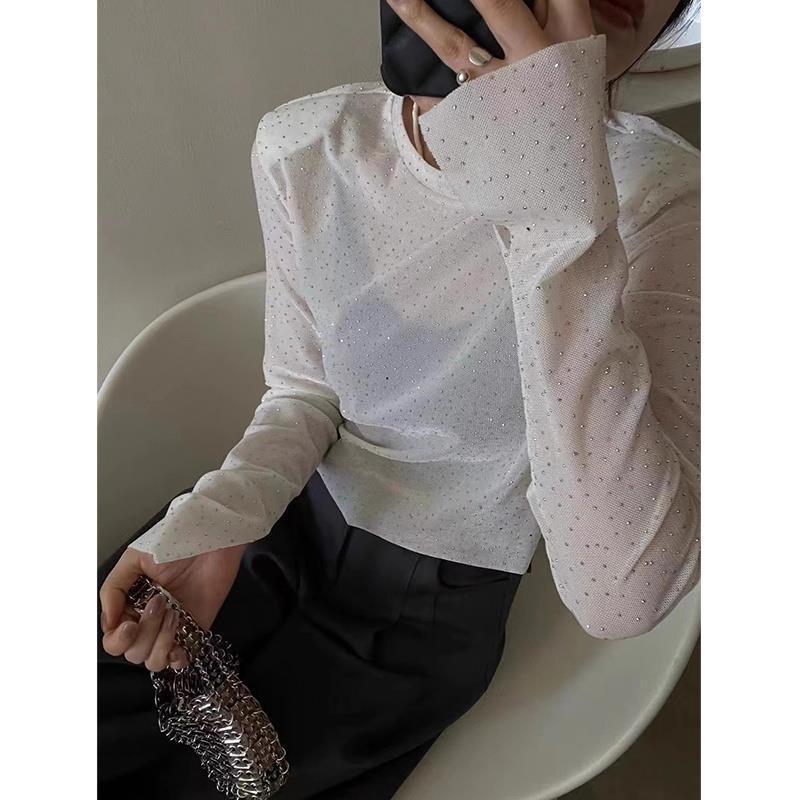

2025 Spring Lightly Mature Style Round Neck T-shirt with Shoulder Pads and Slit Cuffs S [40-45 kg]