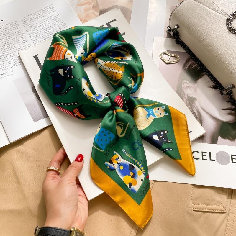Zhang Ruonan silk scarf women's spring and summer new fashion retro accessories scarf neck high-end small square scarf