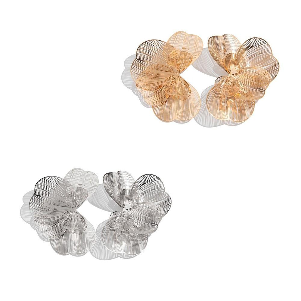 Elegant Golden Flower Stud Earrings Light Luxury Metal Earrings Hollow Flower Earrings  Party