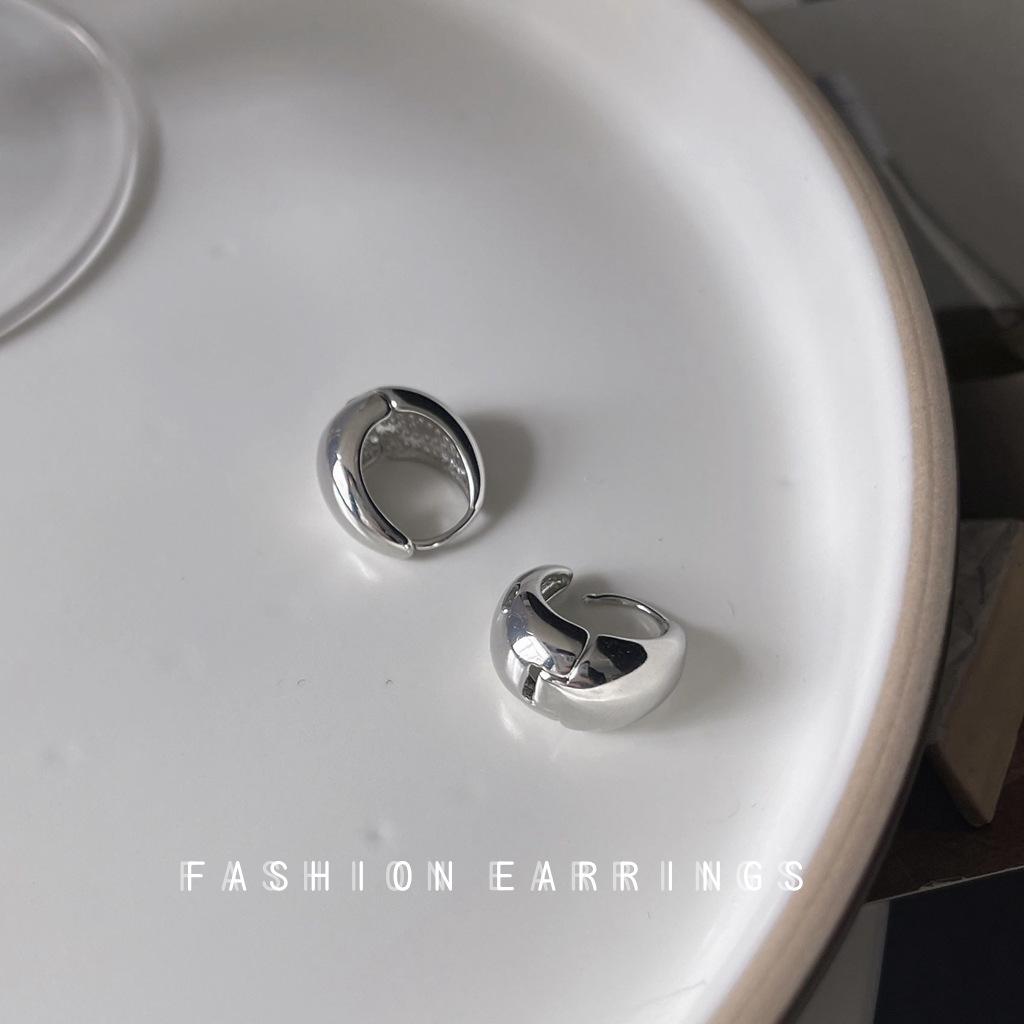 ~ French Simple Glossy Electroplated 14K Ear Buckle Daily Metal Earrings Earrings