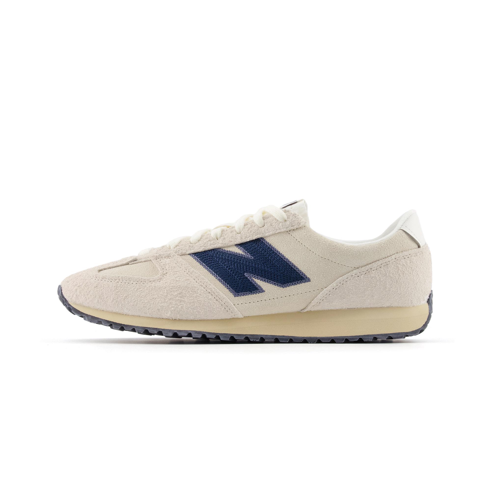 New Balance 471 Lace-Up Sneakers 38