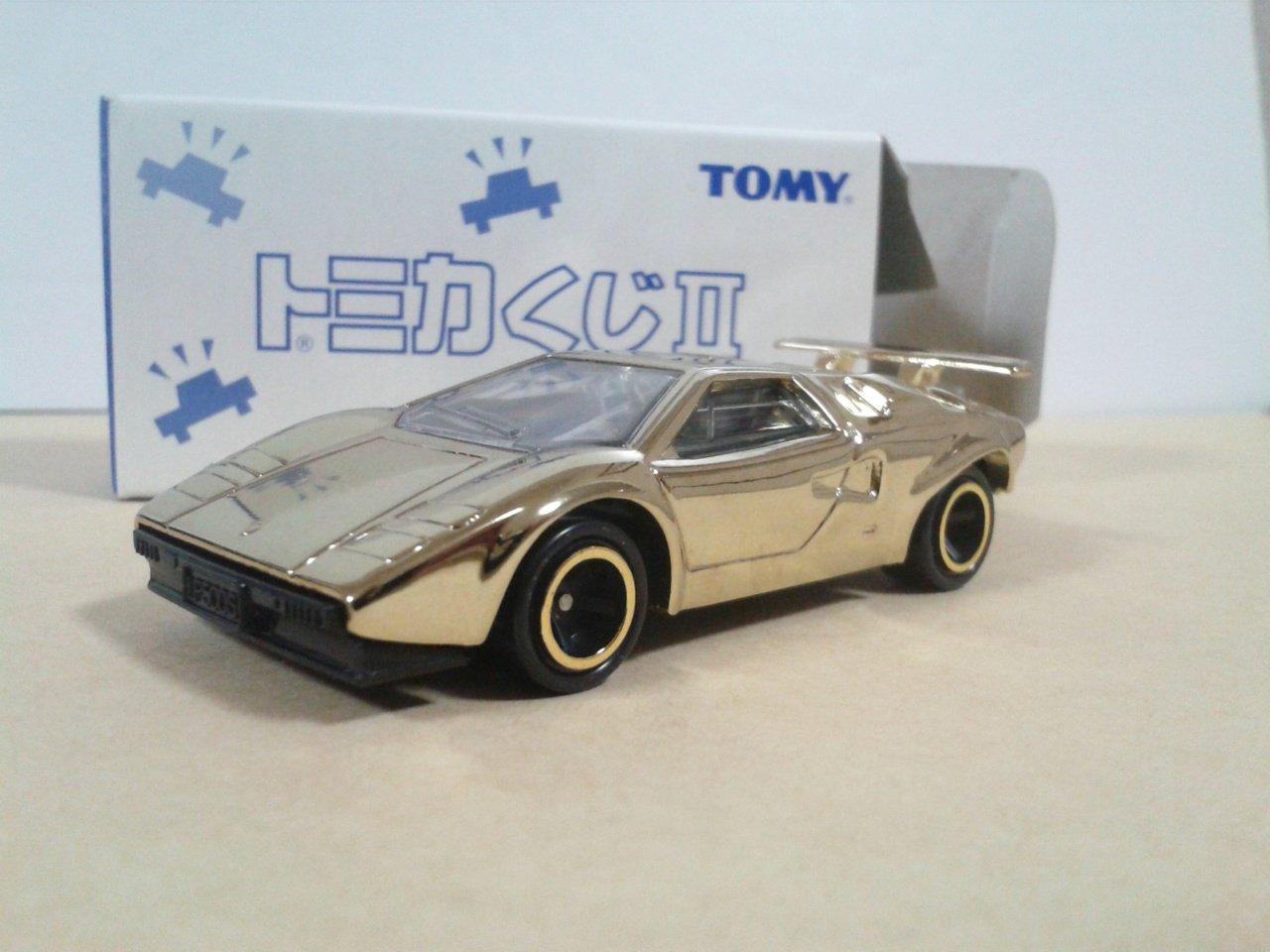 

Вышедшая из печати Tomica Lottery Lamborghini Countach LP500S Позолоченная Версия Сумасшедший Круг Миниатюрных Машинок с Кейсом Отправка со Склада Amazon