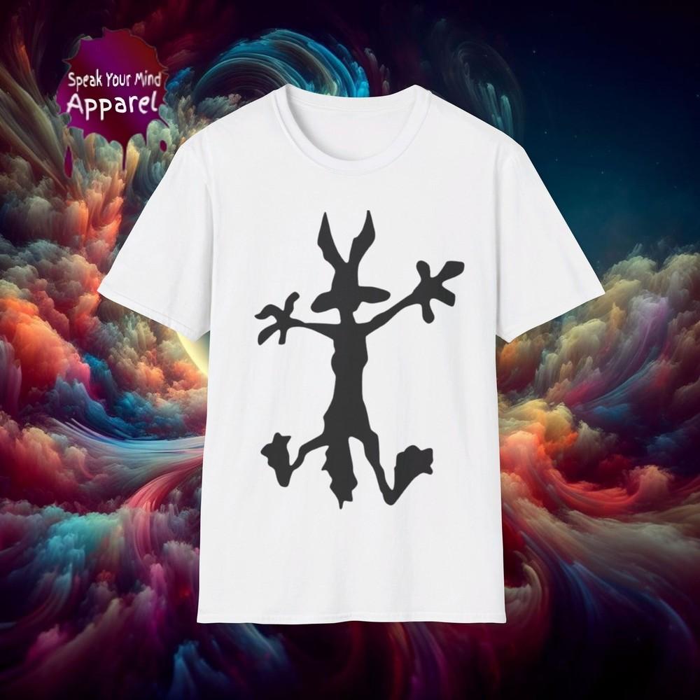 Soft Cotton t shirt. Wile E Coyote Cartoon Unisex T-Shirt XL