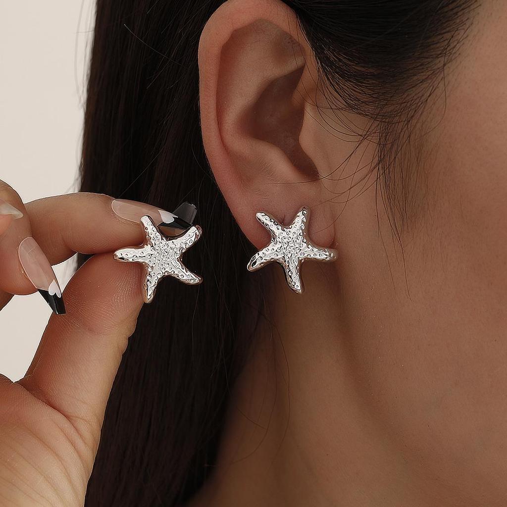 1 Pair Geometric Temperament Casual Starfish Stud Earrings Summer Simple Beach Vacation Style Earrings Ocean Zircon Gift