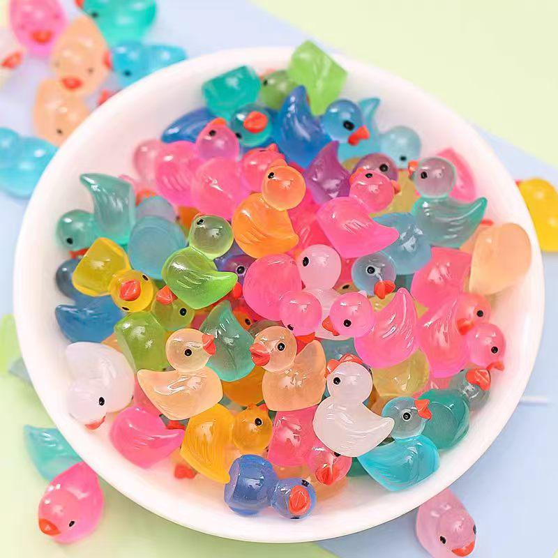 Multicolor Luminous Duck Resin Simulation with Hat - DIY Car Ornament, Hair Tie & Clip Decoration