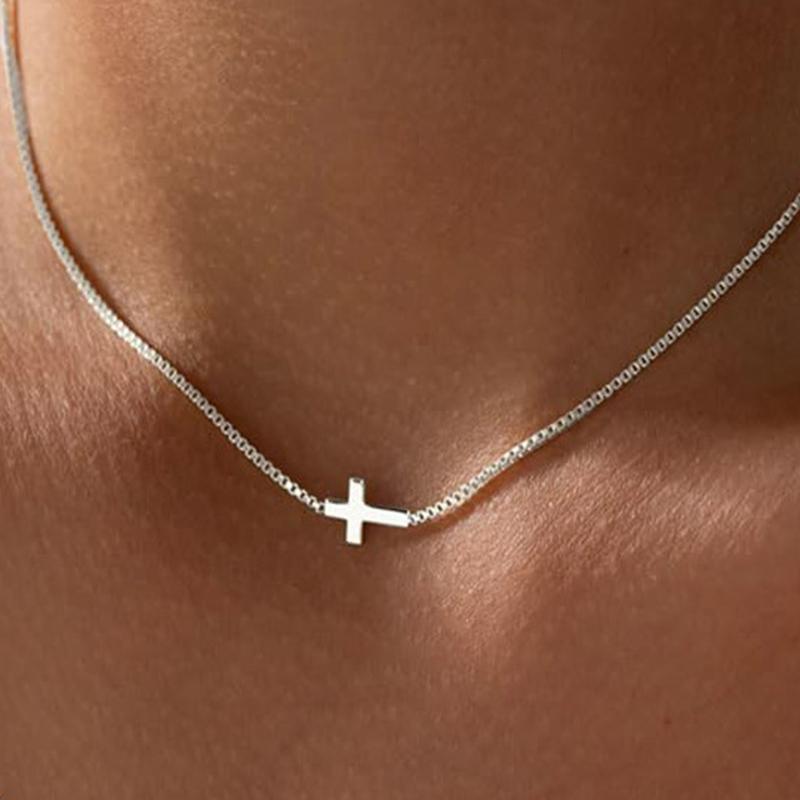 Moderne Edelstahl-Kreuz-Anhänger-Halskette für Damen Einfache Metall-Geometrische Kette Schlüsselbein-Kette Party-Schmuck Geschenk 2025