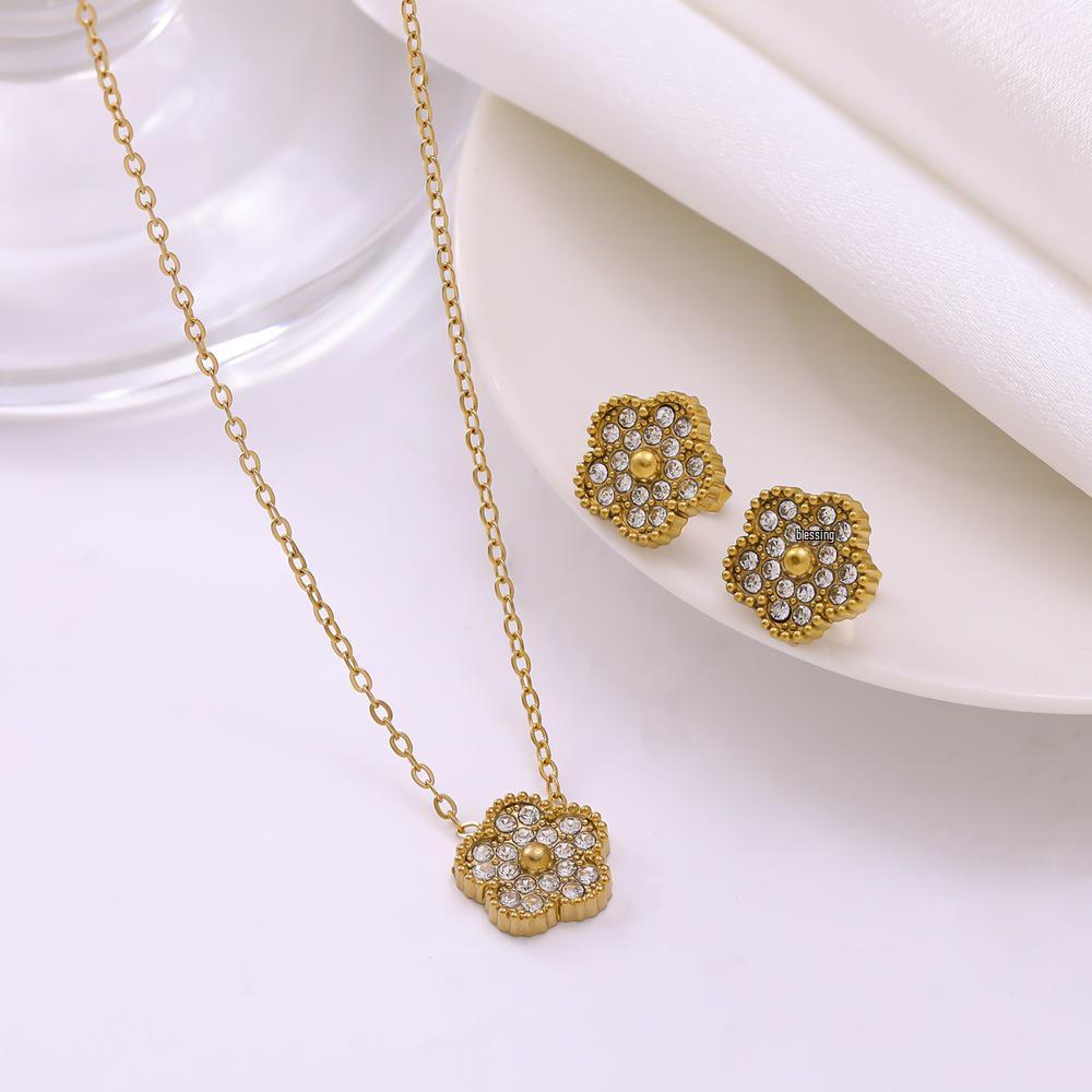 Exquisite Luxury Diamond Flower Necklace & Earring Set for Women, 18K Gold Plated Titanium Steel