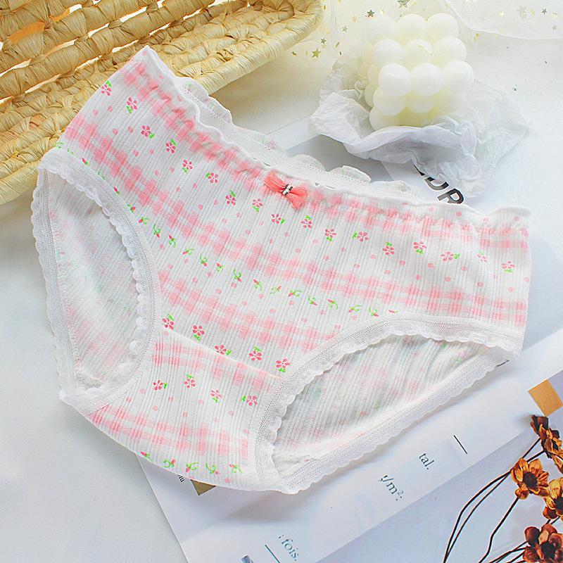 Japanese Floral Lace-Trimmed Mid-Rise Cotton Briefs for Girls and Women