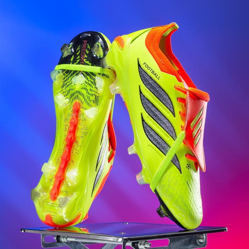 Chaussures de football à rabat Putian pour hommes et femmes, tige basse, crampons pour gazon artificiel, chaussures de sport d'entraînement pour jeunes étudiants