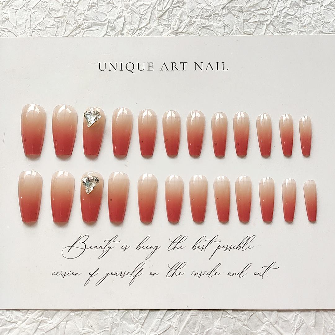 

B544 Gradient Wearable Nail Art – Heart Sweet Manicure Pieces