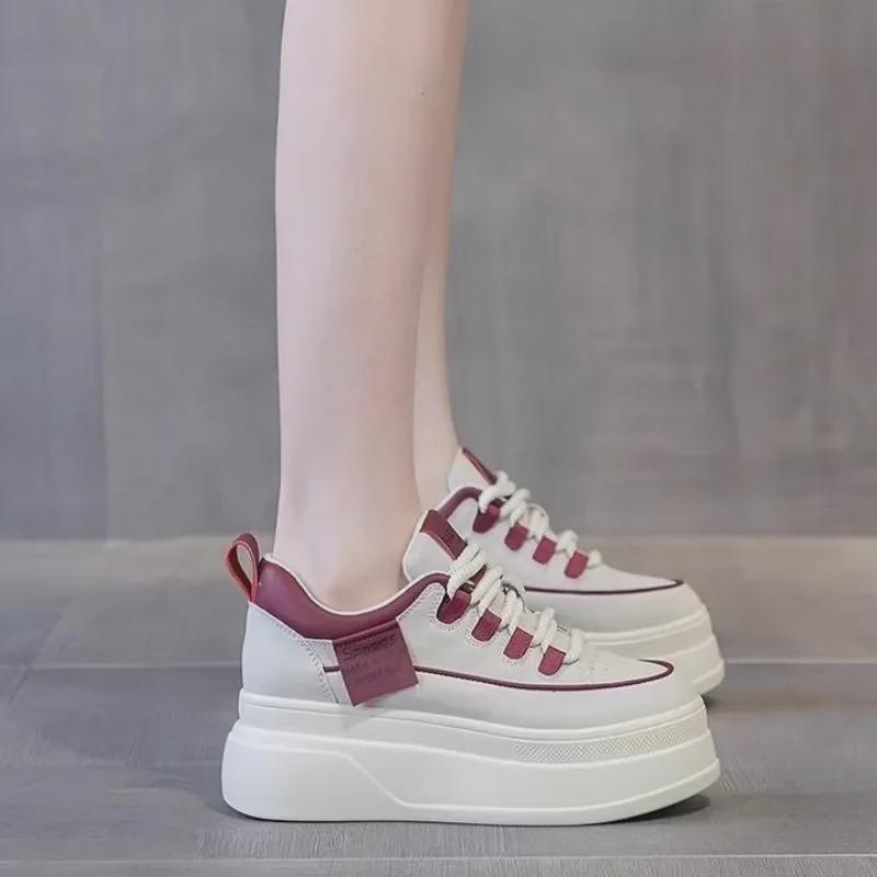 Women's Fashionable Thick-Soled White Sneakers with Color Accents, Height-Enhancing Casual Shoes.