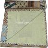 Aizza Trends Handgefertigte Patchwork- und Patola-Arbeit Kantha-Quilt aus reiner Baumwolle - Traditionelle indische Tagesdecke - Vintage Baumwollseide Sari-Quilt