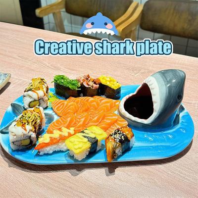 Assiette à Sushi Design Requin 3-en-1 Assiette de Dîner en Céramique avec Bol à Sauce Porte-Baguettes Alimentaire Micro-ondes Sûr Plateau à Sushi