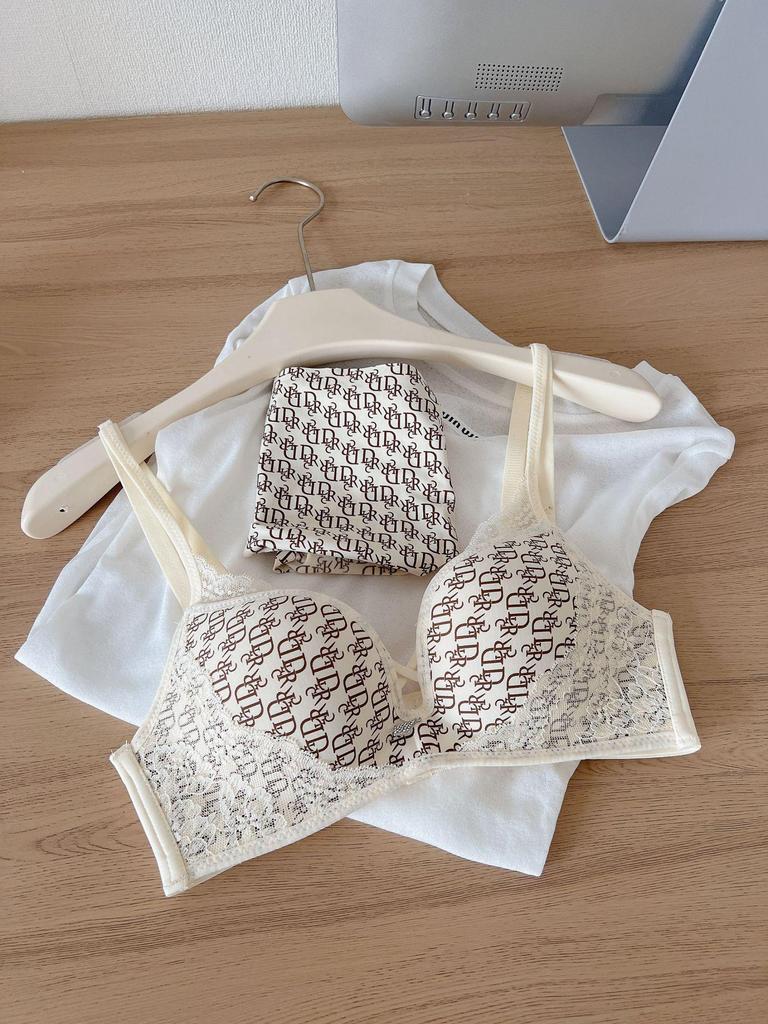 Wire-Free Lace Lift Bra: Enhances Bust, Anti-Sagging, Side Support, Sexy Design