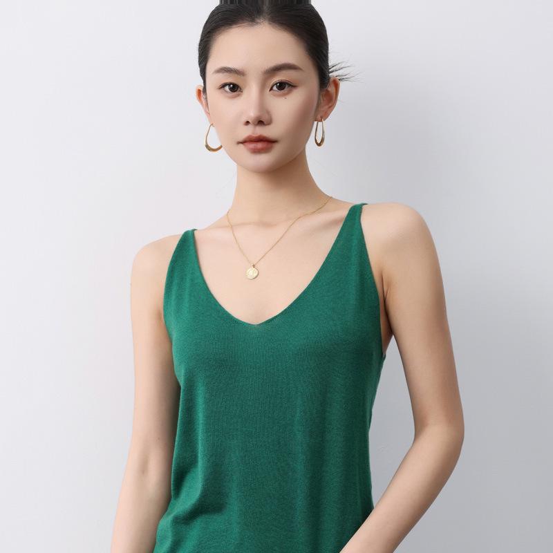 

Камисоль с V-образным вырезом на тонких бретелях, утягивающий - Ранневесенний жилет из пряжи Янцзы Extra Large изумрудный/зелёный