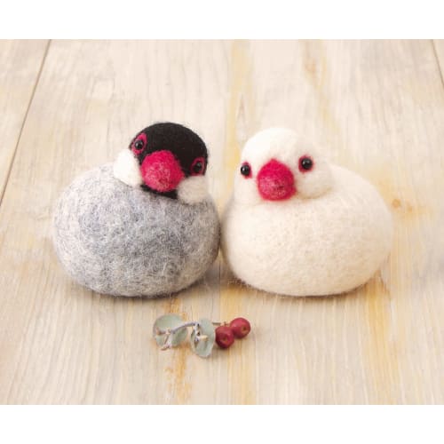 Hamanaka wool kit coma design Korontomochi my little bird cherry blossom sparrow and white sparrow H441-611