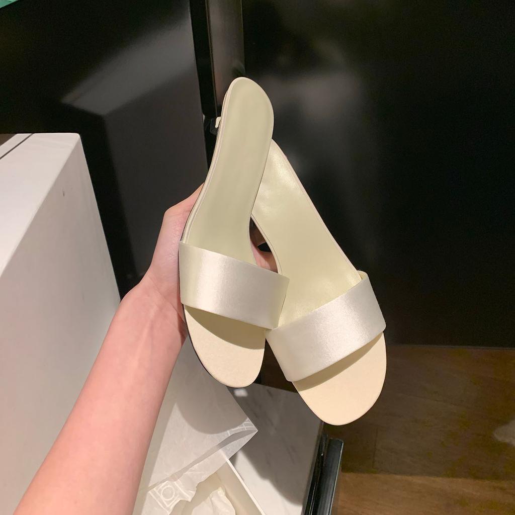 Minimalist elegance cat heel sandals women one-word slippers wear high heels