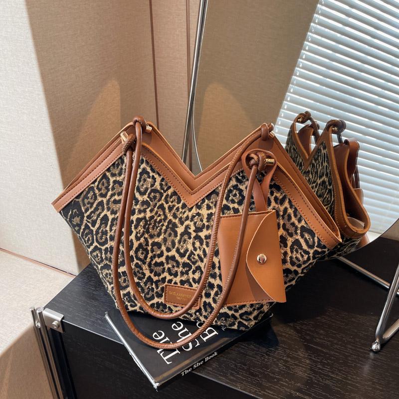 

Винтажная сумка с леопардовым принтом большой вместимости для женщин, сумка на одно плечо для поездок на работу и обратно, сумка для студентов университета