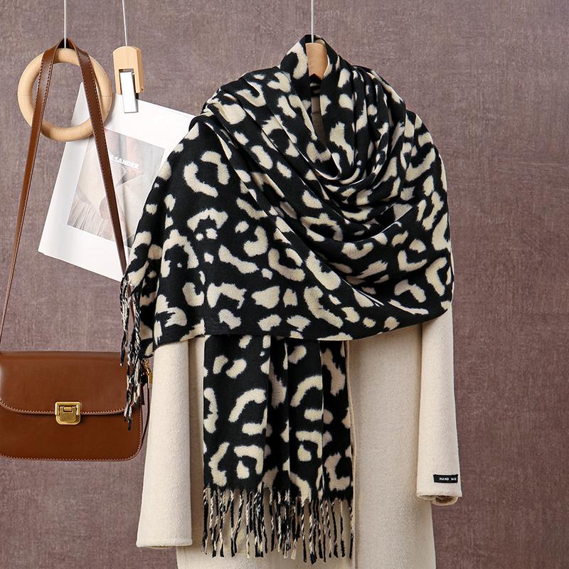 Leopard Print Pashmina Tassel Shawl Scarf For Woman Winter Warm Shawls Fashion Long Wraps Thick Like Cashmere Scarves