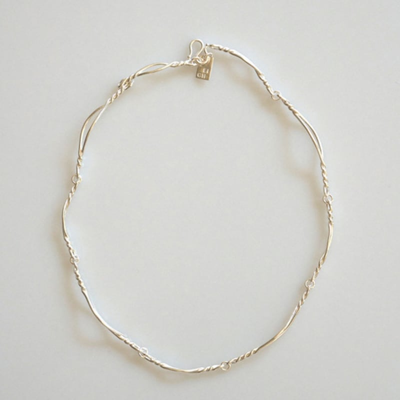 STUDIO LEIGH TIED CHAIN NECKLACE