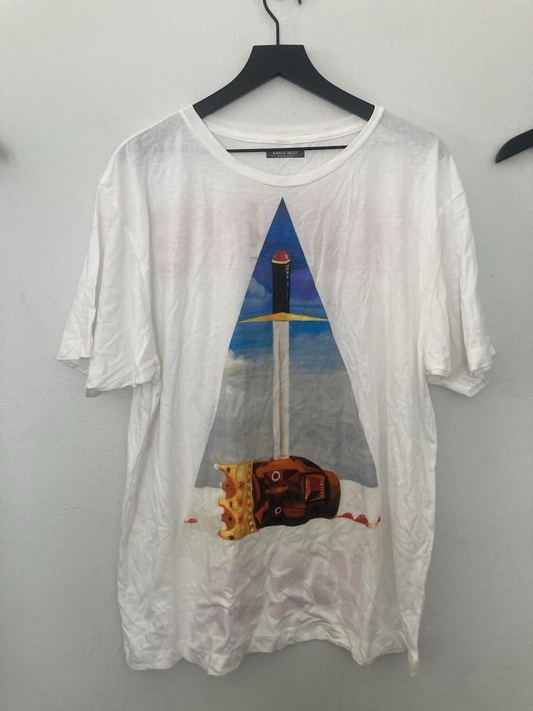 

Kanye West Runaway Mens Shirt XXL 2011 Official Merchandise Tee Concert Tour Unisex T-Shirt XXL
