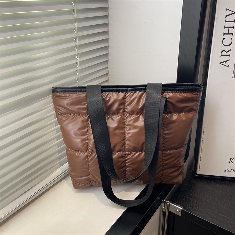 Korean Style 2025 Cotton Padded Large Tote Bag - Lightweight, Fashionable Single Shoulder Bag for Women