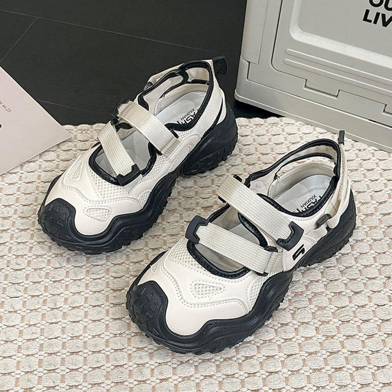 

Уродливо милые полые маленькие белые туфли женские сандалии весна и лето новые шикарные нишевые туфли Мэри Джейн на платформе спортивного стиля на липучке 40 чёрный