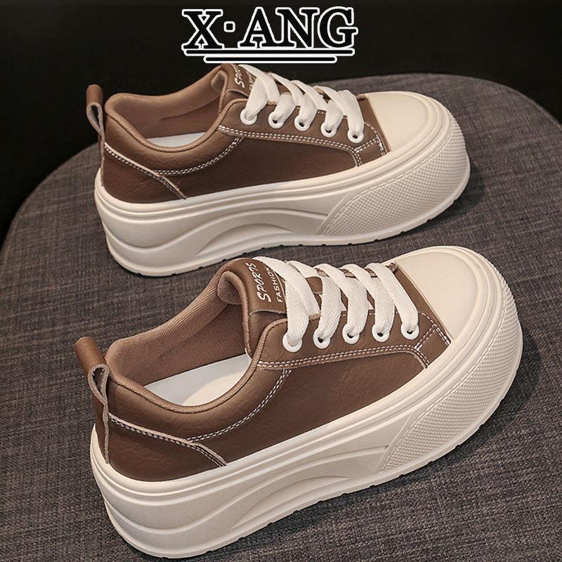 Leather board shoes women's thick-soled heightening little white shoes new autumn and winter velvet two cotton shoes casual sports shoes